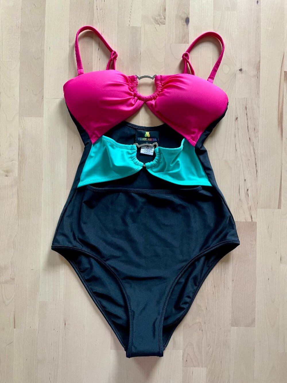 Teddy Fresh Women's One-Piece Bathing Suit Swimsuit size Small Detachable Straps